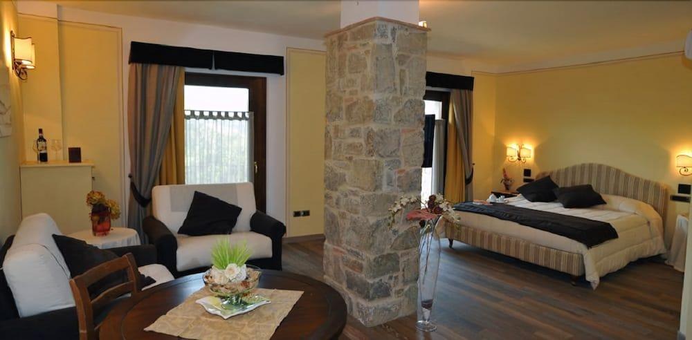 La Torricella Hotel Poppi Ngoại thất bức ảnh
